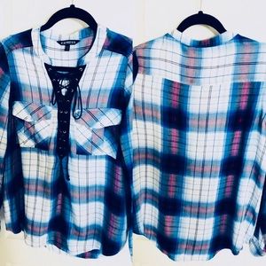 EXPRESS Long sleeve plaid shirt